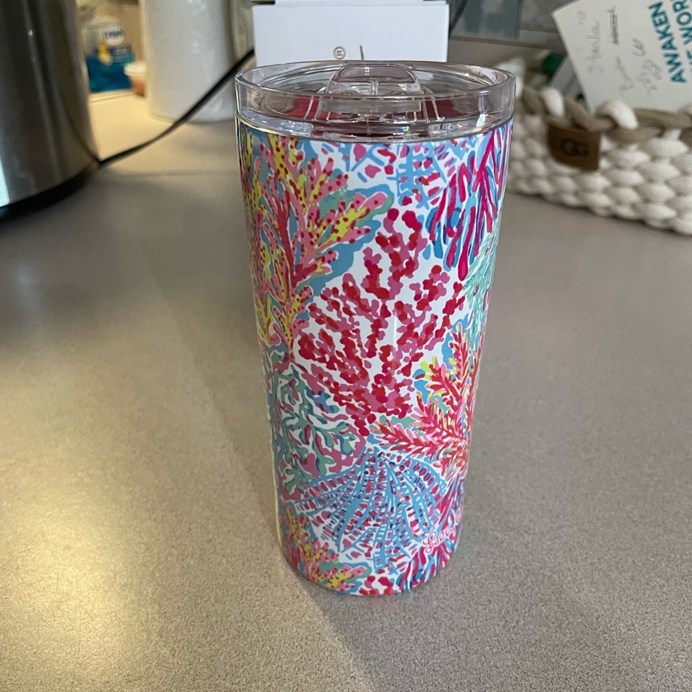 NEW in box lilly Pulitzer cup